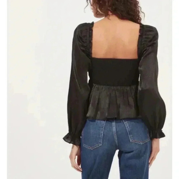 ASTR The Label Irene Top Blouse Black size Medium - Picture 3 of 11